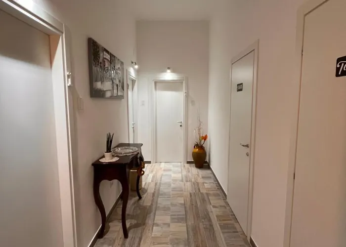 Bed & Breakfast Borgo Dolcecanto *